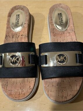 Michael Michael Kors womens warren platform slide sandals in size 7.5